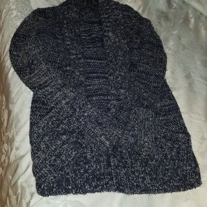 Blue wool and cashmere (3%) sweater